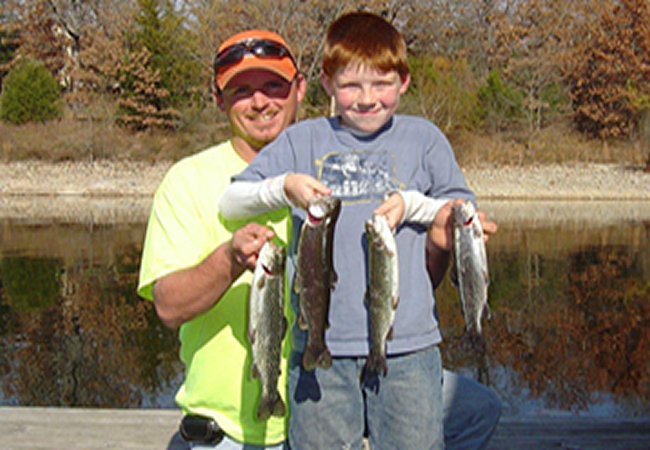 Trout Fishing .<meta name=keywords content=table rock lake, table rock lake  fishing guide, taneycomo lake fishing guide, branson fishing, fishing guide,  branson fishing guide, table rock bass fishing guide, taneycomo lake trout  fishing